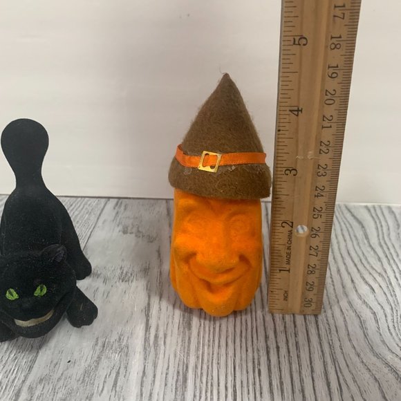 Vintage Russ Flocked Smiling Black Cat Green Eyes And Pumpkin Figures - Picture 9 of 11